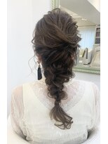 ヘアアンドメイクジップ恵比寿 (Hair＆Make ZIP)&nbsp;ウェーブ編みおろし　ヘアセット
