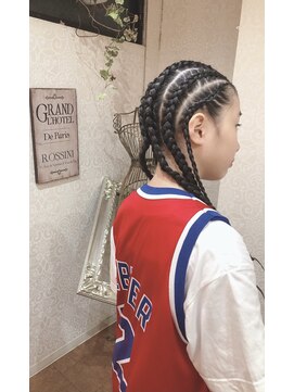 ヘアガーデンリゾートグランツ 淵野辺(Hair Garden Resort Glanz) コーンロウ