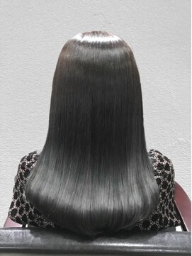 ネウィ ハウオリ 札幌駅前(newi hau'oli) 大人かわいいエギョモリ ミルクティーブラウン ひし形シルエット