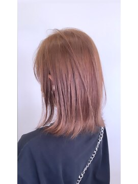 レム(LEM) ワンレン質感柔らか外ハネミディ+ピンクベージュ