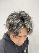 ルートヘアー(Root Hair) ホワイトメッシュ×スパイラルパーマ