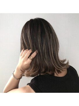 ハル(haru) ミディアムヘア