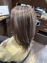 髪の美院 シャルマン ビューティー クリニック(Charmant Beauty Clinic)&nbsp;ホワイトハイライト