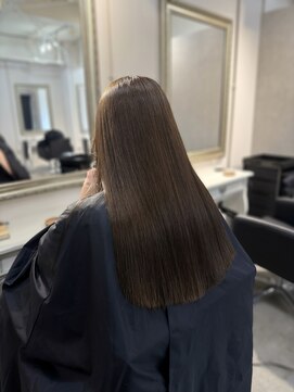 ソワンドゥブレスシエン 堀江店(soin de brace CIEN) olive graige