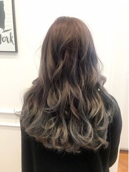 髪と頭皮に優しい《BeOne 水トリートメント》で髪質改善◎乾燥に負けない健やかな美髪へと導きます＊