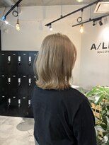 アイリー 名古屋(A/LEE) ベージュ/ミディアムヘア