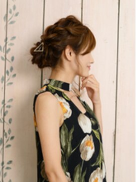 アース 前橋店(HAIR&MAKE EARTH) 編み込みルーズアレンジ【前橋】