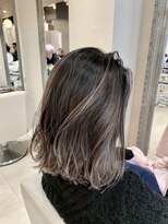 ビーハイブルタ(BeeHIVE Rta)&nbsp;バレイヤージュハイライト