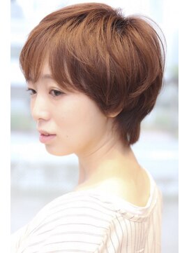 ビースリー ロア ふわふわショートボブ[横浜 ビースリー スタイル]
