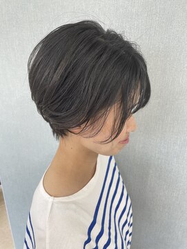 プラーグ ヘアー(Prague Hair) 色っぽショート
