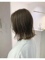 ヨーク(YOKE)&nbsp;YOKE 切りっぱなしボブ グレージュ ブリーチ