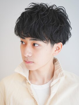 カライング(ing) スーツ短髪ツーブロック束感モテる黒髪シークレットパーマ流行