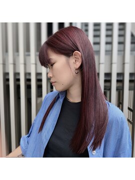 ソコノサロン ハナレ 北千住(socono salon HANARE) 切りっぱなしロング×レッドバイオレット【北千住美容院HANARE】