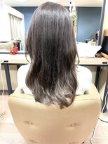 フェイス 天満橋(Faith) ナチュラルカールのセミロングスタイル