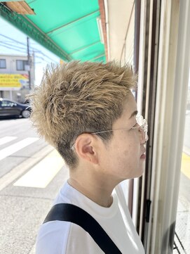 ニューモナ 堺市で1番おしゃれになれる美容室