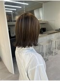 アンブレラカラー×切りっぱなしボブ