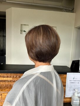 ヴァン カウンシル 王子(VAN COUNCIL) おしゃれな白髪染め/白髪ぼかしハイライト 大人ショートボブ#3