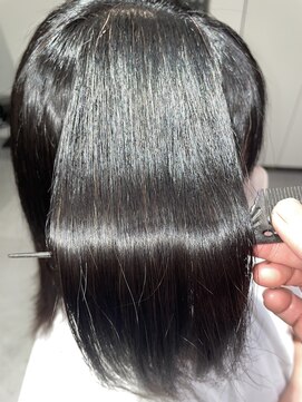 フク(FUKU) ダメージ毛対応。ツヤツヤストレート