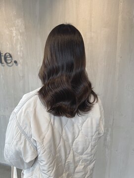 トテ(tote.) ブリーチなし透明感オリーブベージュ赤み消しカラー