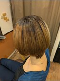 ショートボブ