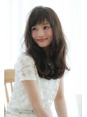 大人可愛いショートバングダークグレージュゆるふわパーマモテ髪