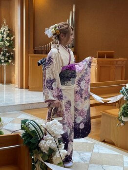 大切な日はプロの技にお任せ！経験豊富な技術で、長時間でも崩れにくい◎あなたの特別な日を演出します！