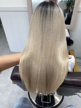 サンノット(SUN KNOT) 高難易度ホワイトブリーチ毛への縮毛矯正