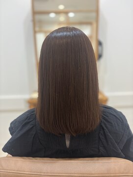 エフプラス(fplus) 【髪質改善】潤いと艶、まとまりを叶える美髪【Y00086】