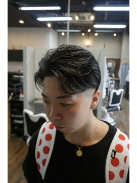 タフ バーバーショップ(TOUGH BARBER SHOP) メンズ緩パーマ