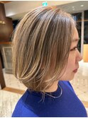 大人ハイライトプラチナベージュ
