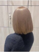 アース 郡山コスモス通り店(HAIR&MAKE EARTH)&nbsp;柔らかベージュの切りっぱなしボブ