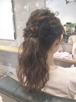 リルトヘアー(Lilt hair)&nbsp;ゆるポニー