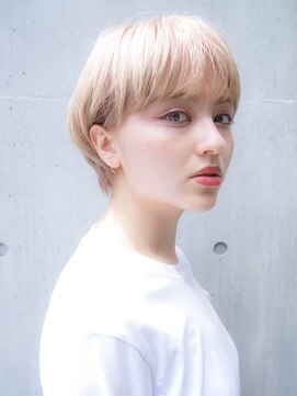 ルティア 池袋(Lutia) ハンサムショートのハイトーンカラー