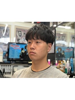 【BarberSHOP/21:00迄営業】本格BarberSHOPで似合うスタイルをご提供◆身嗜みも整うシェービングも人気！