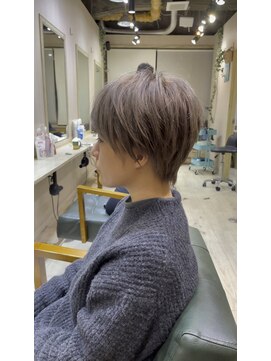 ヘア レスキュー カプラ(hair rescue kapra) 小顔見えがうれしいアッシュ系ショート