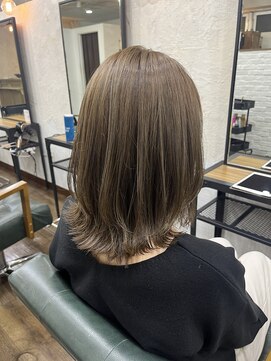 オロ(ORO) 【ORO】透明感ベージュヘア 浅見