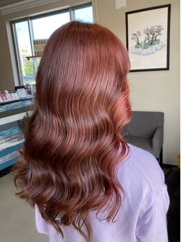 アリシアヘアー(ARISHIA hair)の写真/髪の美しさを継続させてくれる《様々な髪質に合わせた髪質改善TR》使用。カラーのモチも◎