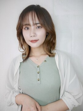 シュシュ(shushu) 外ハネくびれヘア/アッシュベージュ 【有海一生】/髪質改善