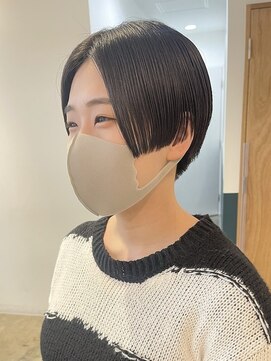 ヘアーブレイス(hair brace) ぱっつんハンサムショート stylist中村