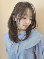 レジナヴィータ 栄(Reginavita)&nbsp;レイヤーカット ブラウンベージュ 髪質改善 韓国ヘア 20代