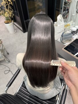 ミッシュバイアーバン(misch by urban.) 黒髪/髪質改善ストレート/艶髪