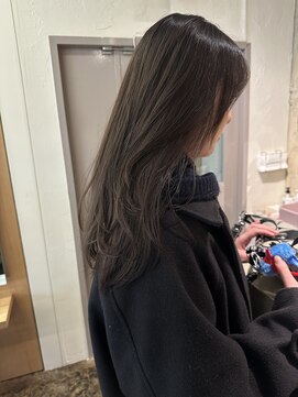 メク(meku) オリーブグレージュ/レイヤーカット◯