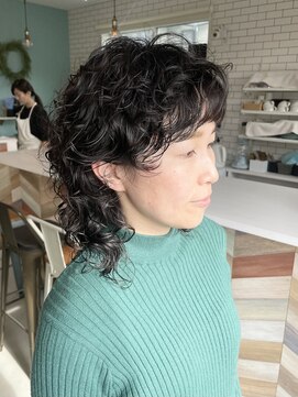 リトルスマイリー 辻堂店(Little Smiley) ミディアムウルフ/ハードパーマ