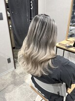 スイ(Suy') シャドールーツ