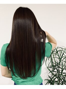 ラシック(Lachic+)の写真/元々の髪のような自然なストレートからしっかりストレートまで表現いたします!!