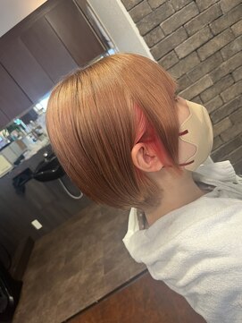 浪漫館 サンク(CINQ) インナーカラー×ショート r8/6