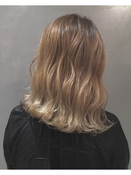 マッシュ 北堀江(MASHU) ハイグラデーション アヤノ