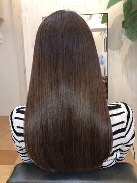 アコンプリッシュ 代官山 恵比寿(accomplish) プラチナミネコラ