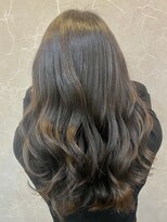 ジーナ 銀座(Zina) 小顔オリーブカラーボブルフハイライトカラークールショート