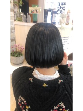 ヘアー バイ ミーズ(hair by Mii’s) ミニボブ